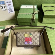 Gucci Satchel Bags